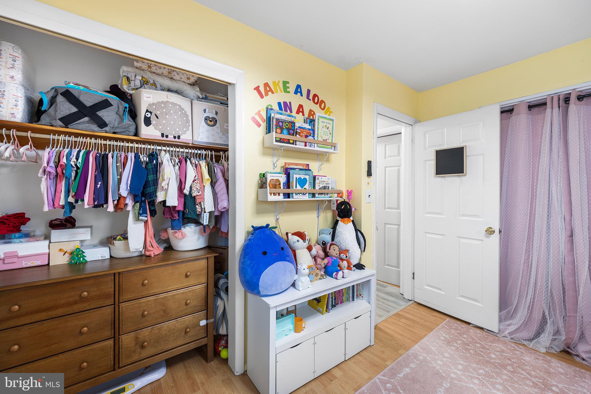 CALIFORNIA GROVE - Residential