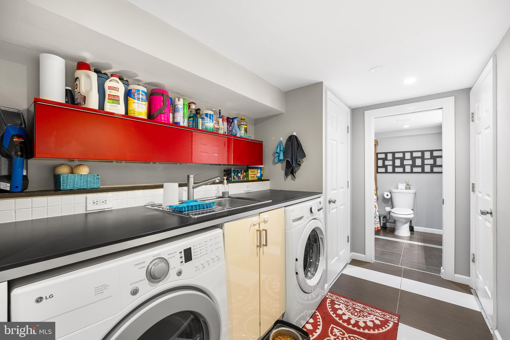 CALIFORNIA GROVE - Residential