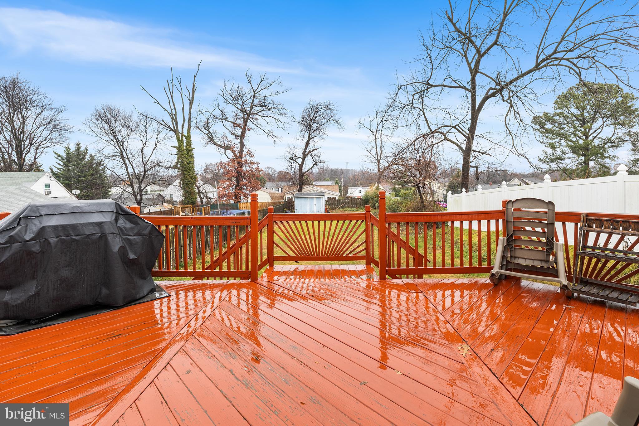 CALIFORNIA GROVE - Residential