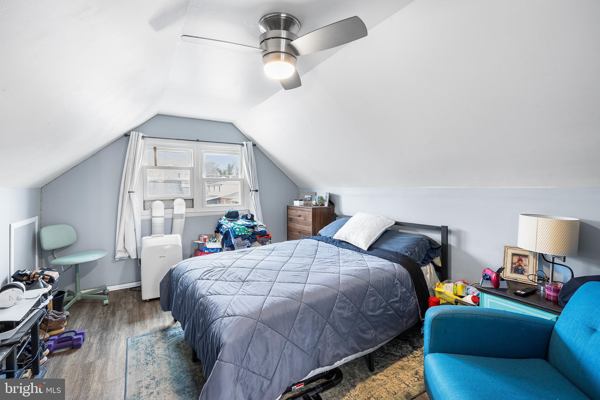 CALIFORNIA GROVE - Residential