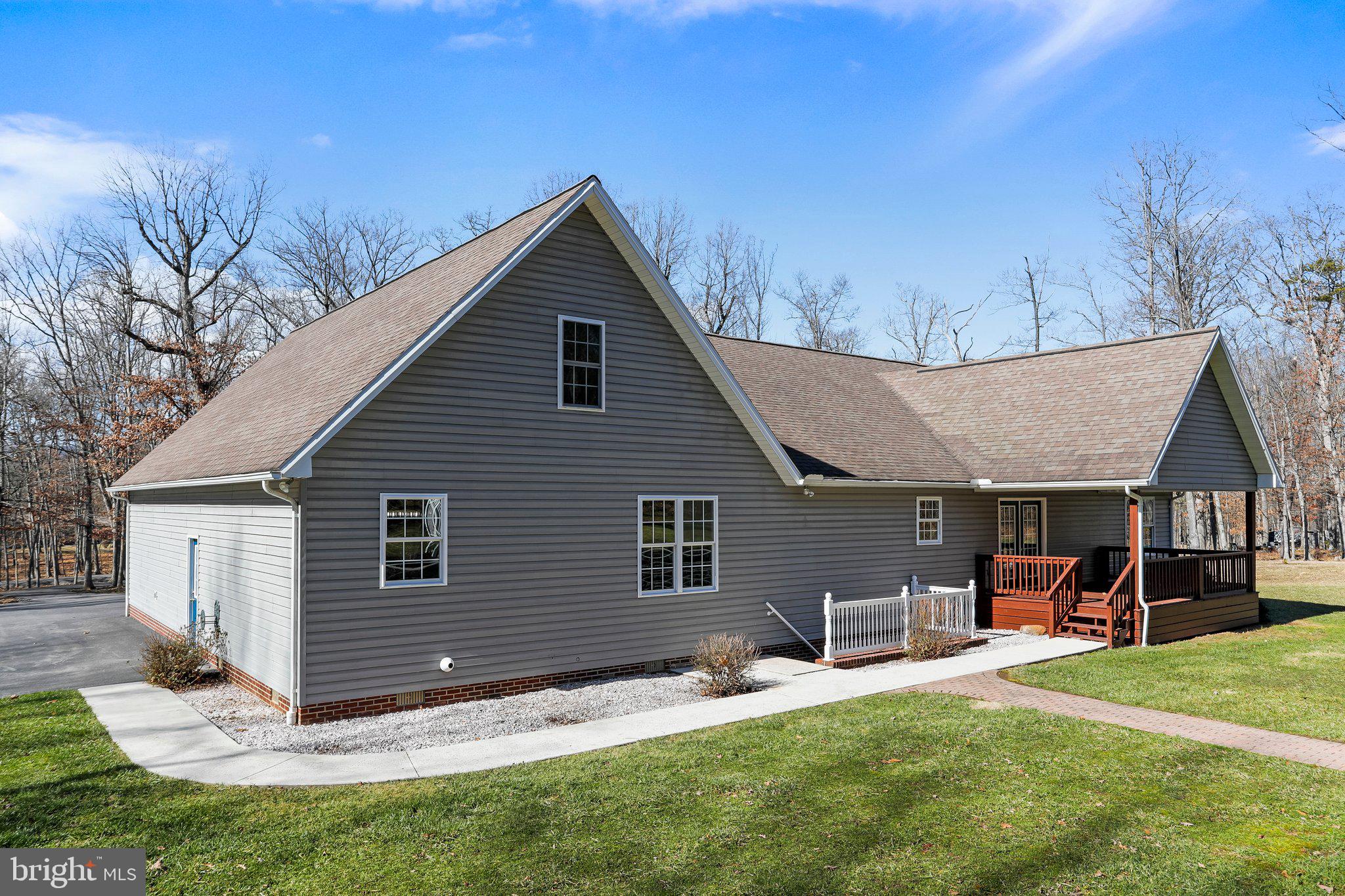 SUMMIT OAKS - Residential