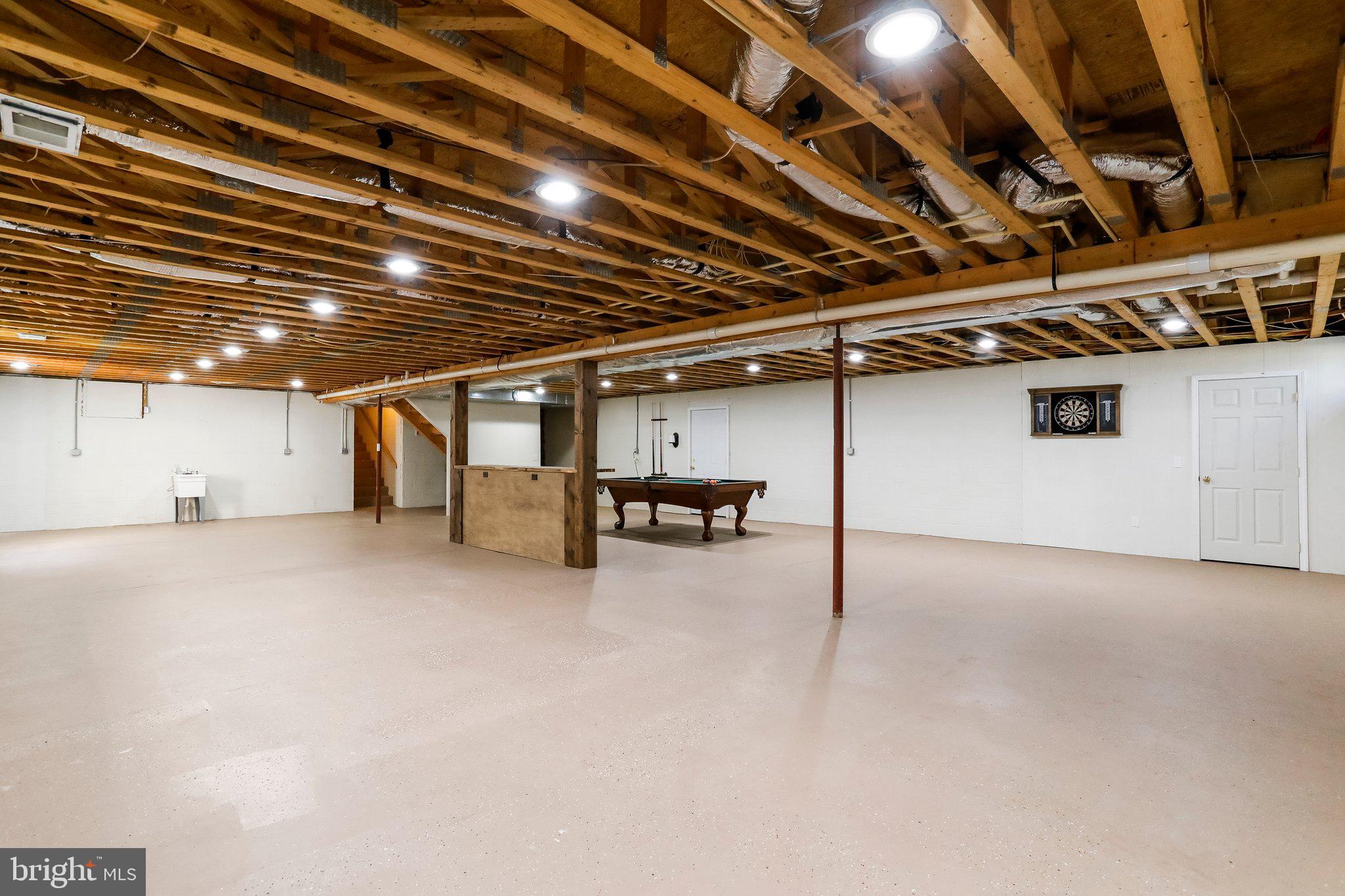 SUMMIT OAKS - Residential