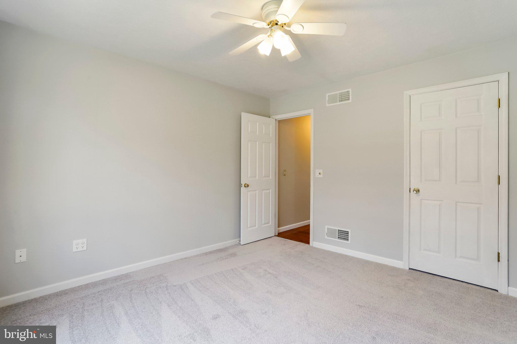 SUMMIT OAKS - Residential