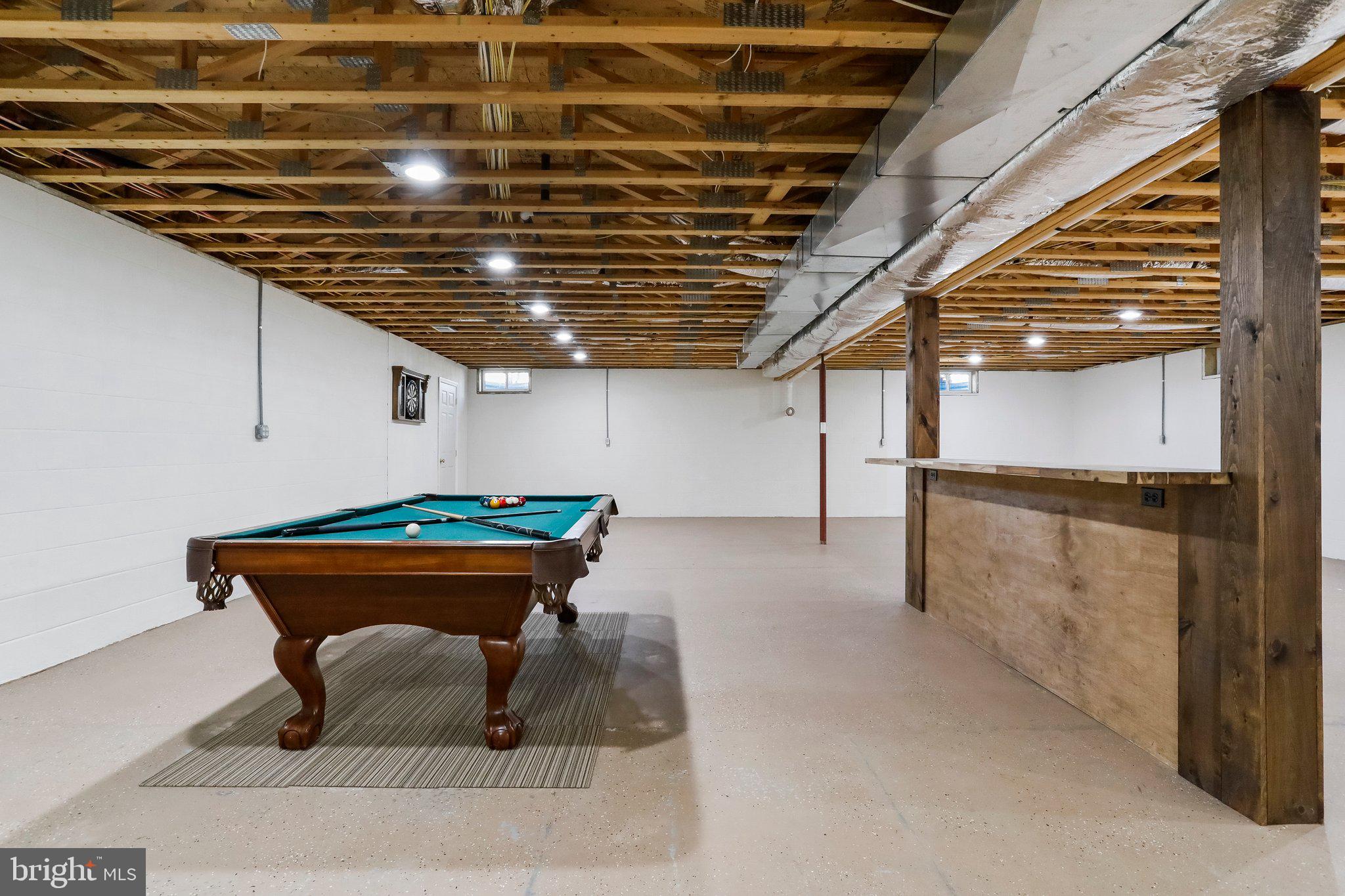 SUMMIT OAKS - Residential