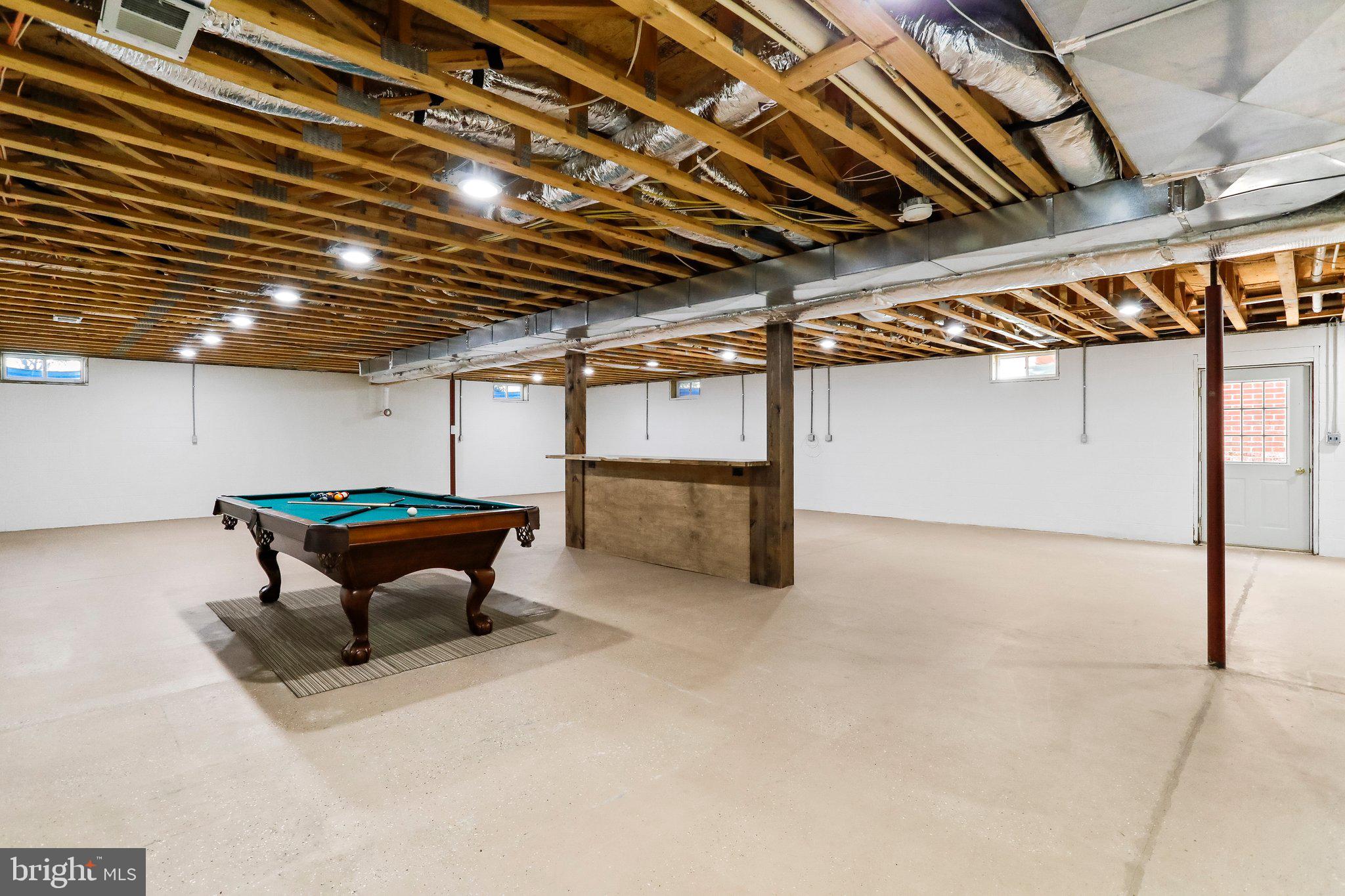 SUMMIT OAKS - Residential