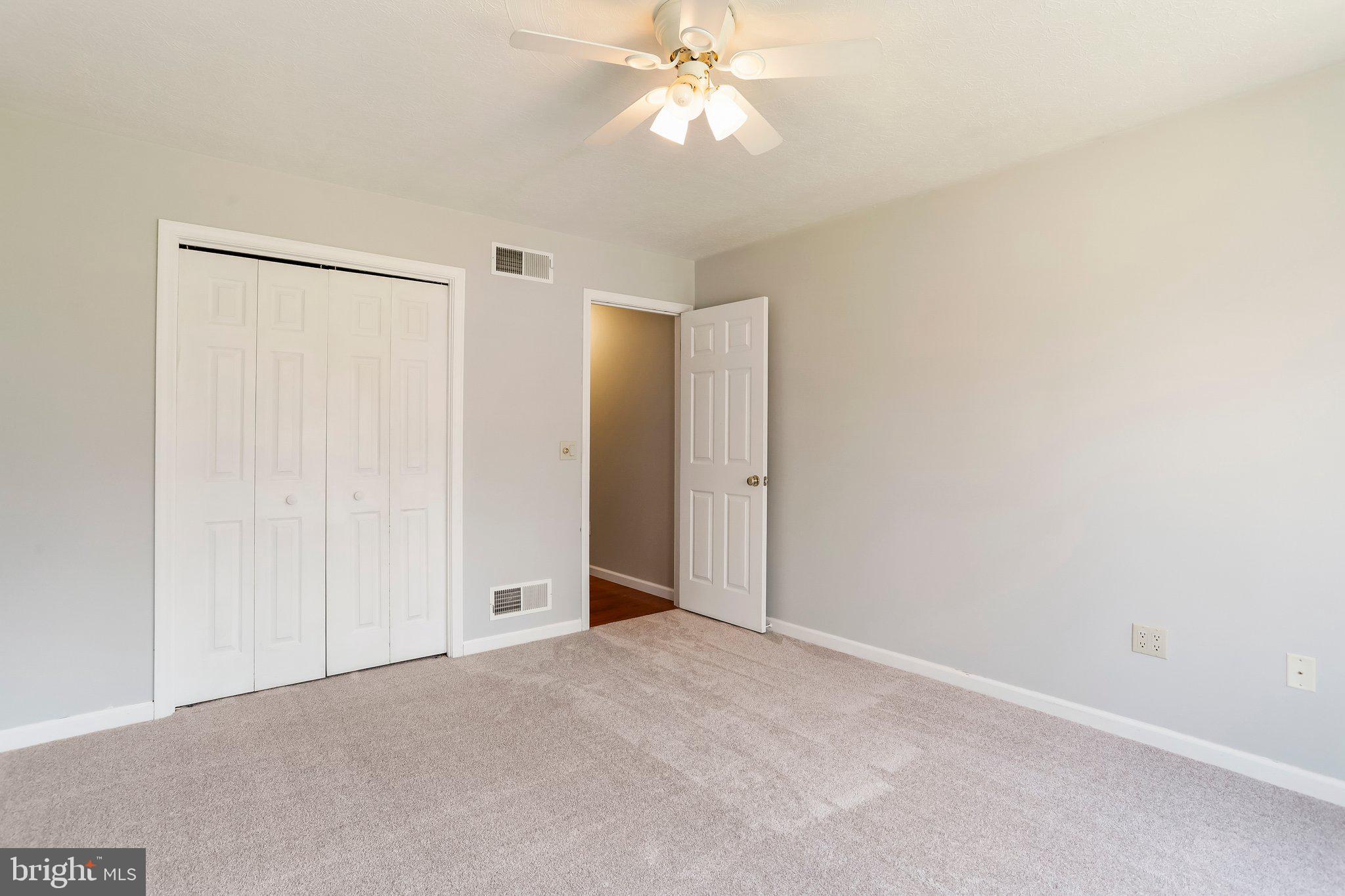 SUMMIT OAKS - Residential