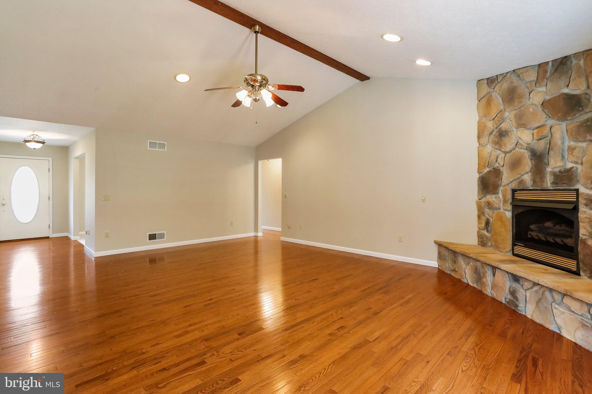 SUMMIT OAKS - Residential