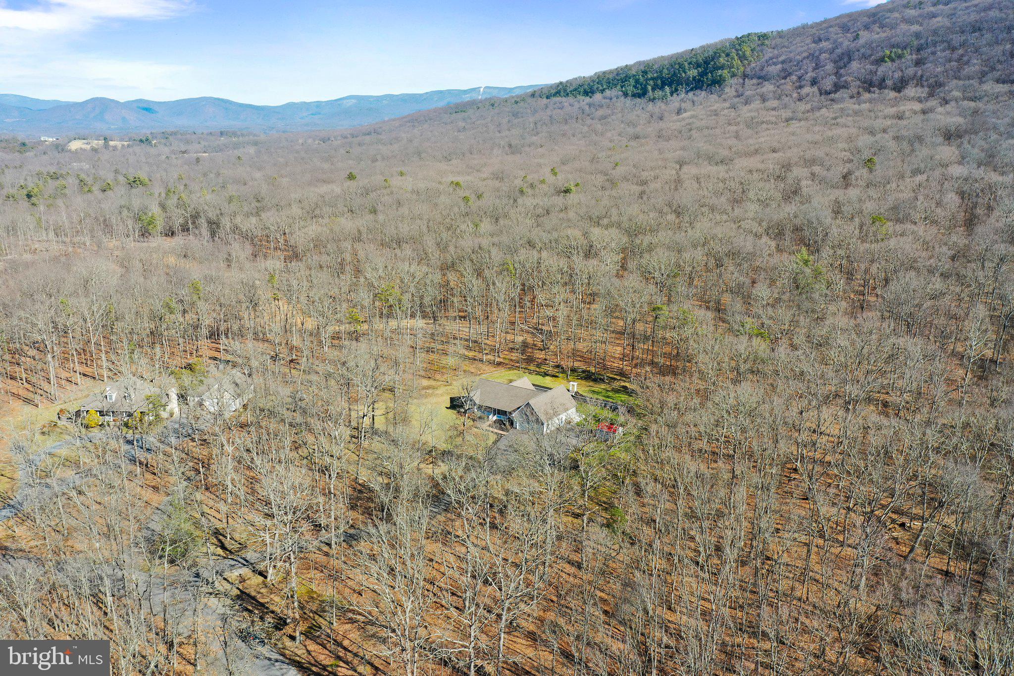 SUMMIT OAKS - Residential