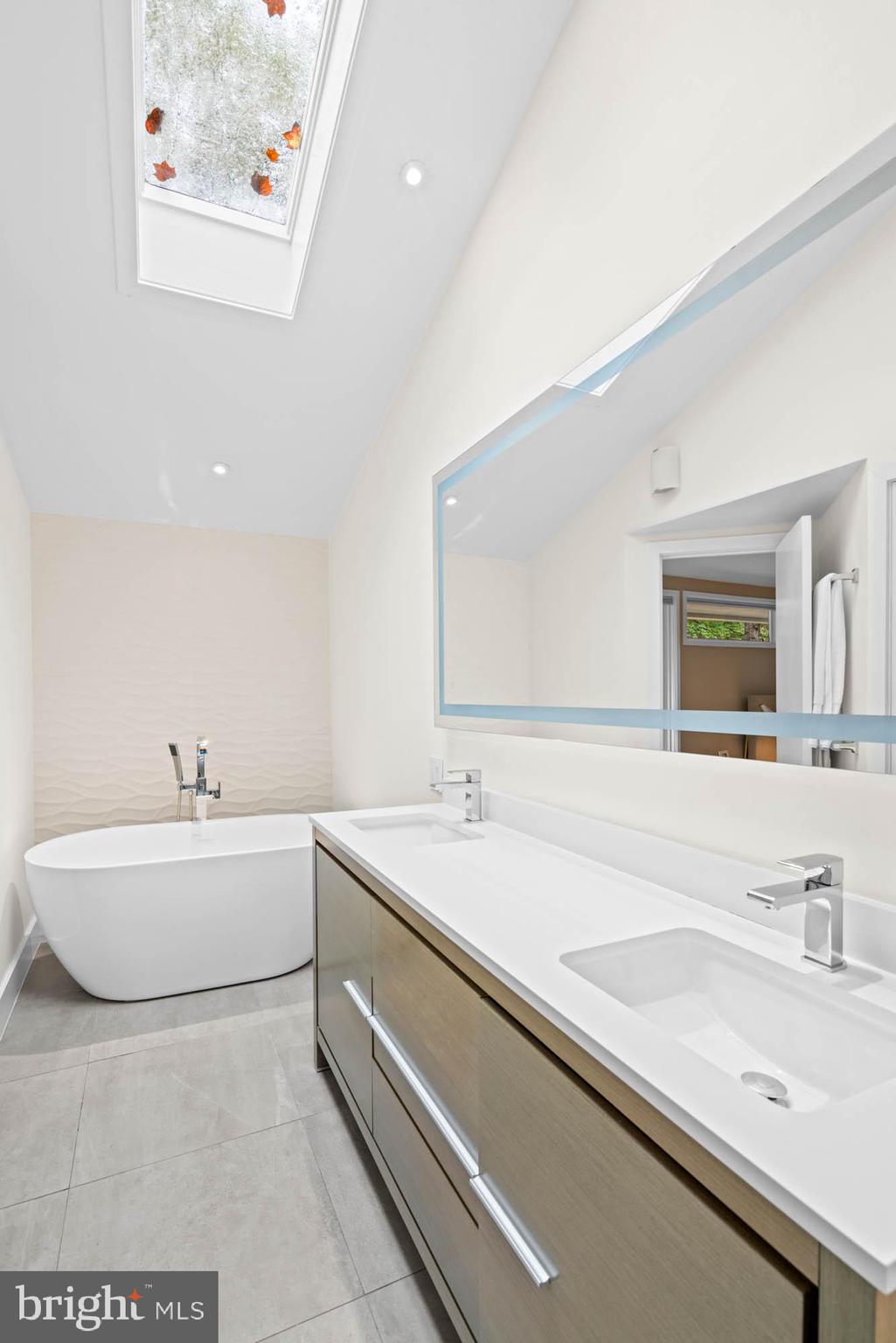 TIMBERWOOD OF POTOMAC - Residential