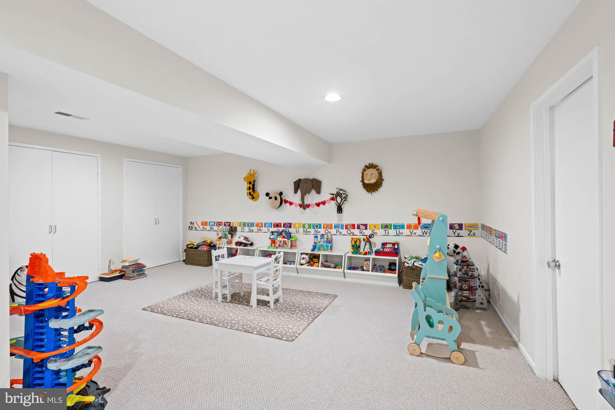 TIMBERWOOD OF POTOMAC - Residential