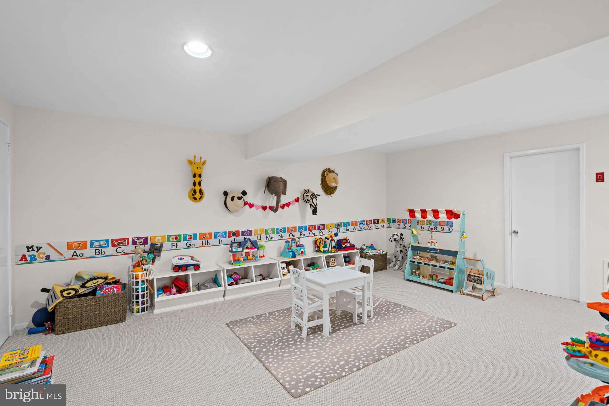 TIMBERWOOD OF POTOMAC - Residential