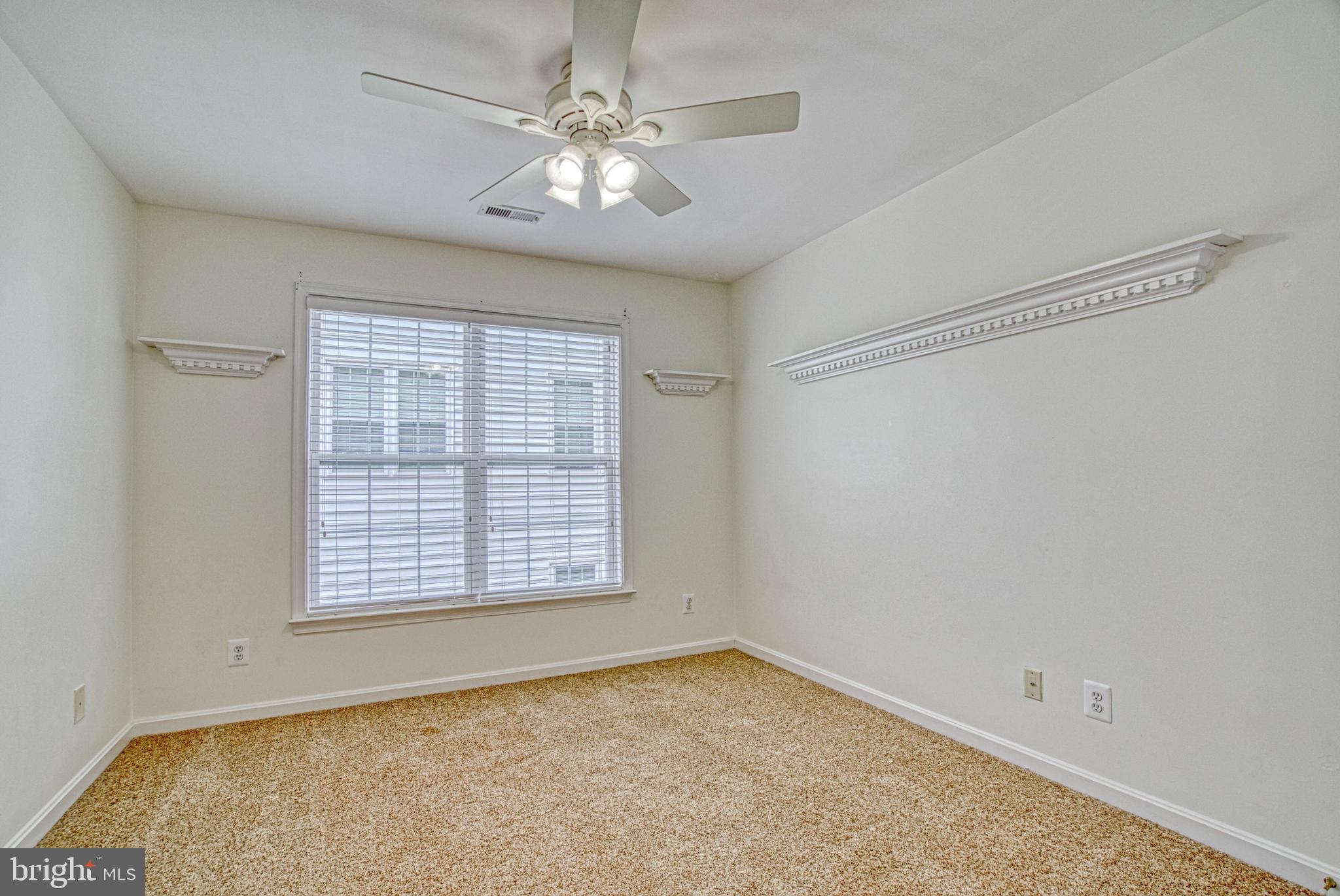 OAKS AT CROSSPOINTE - Residential