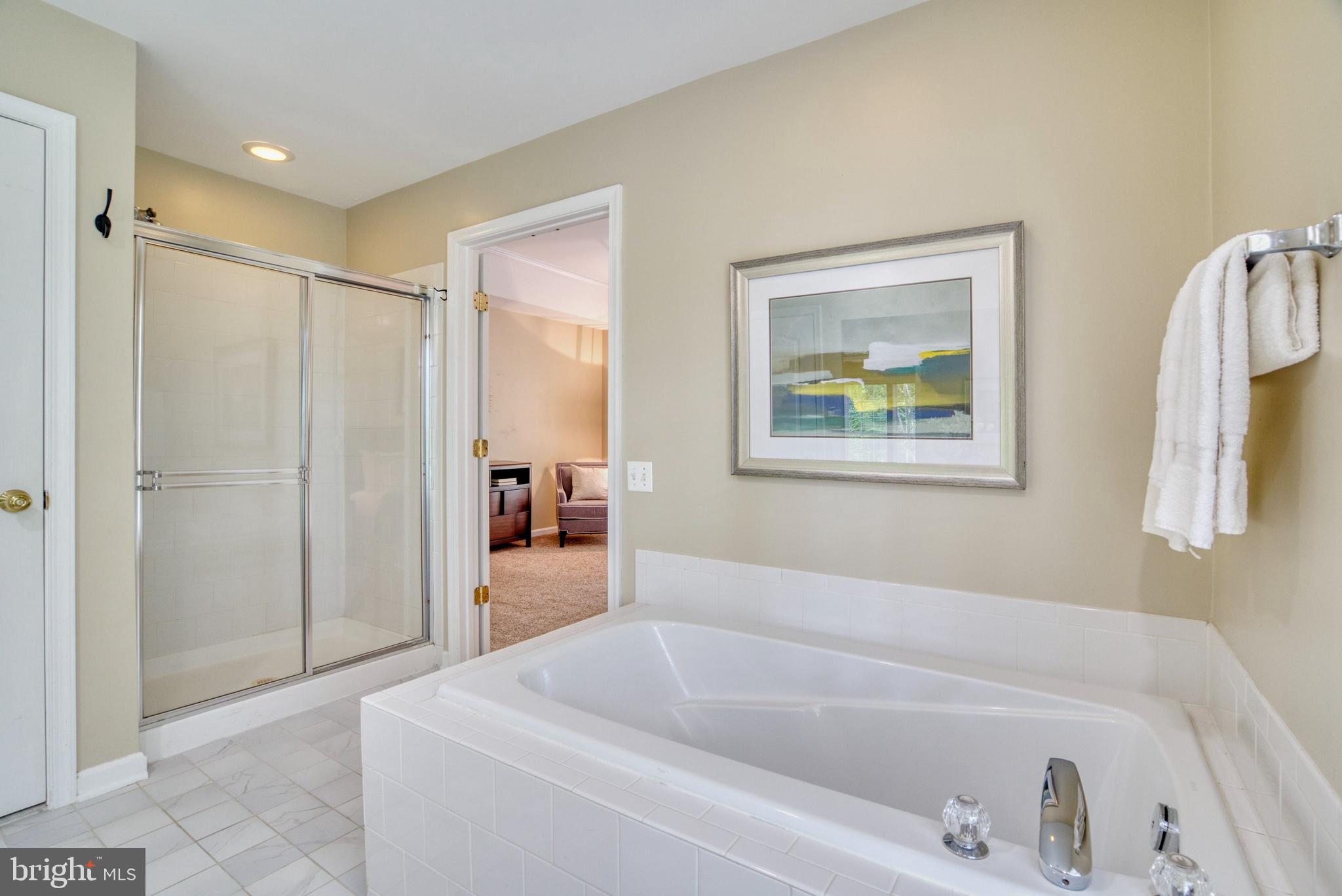 OAKS AT CROSSPOINTE - Residential