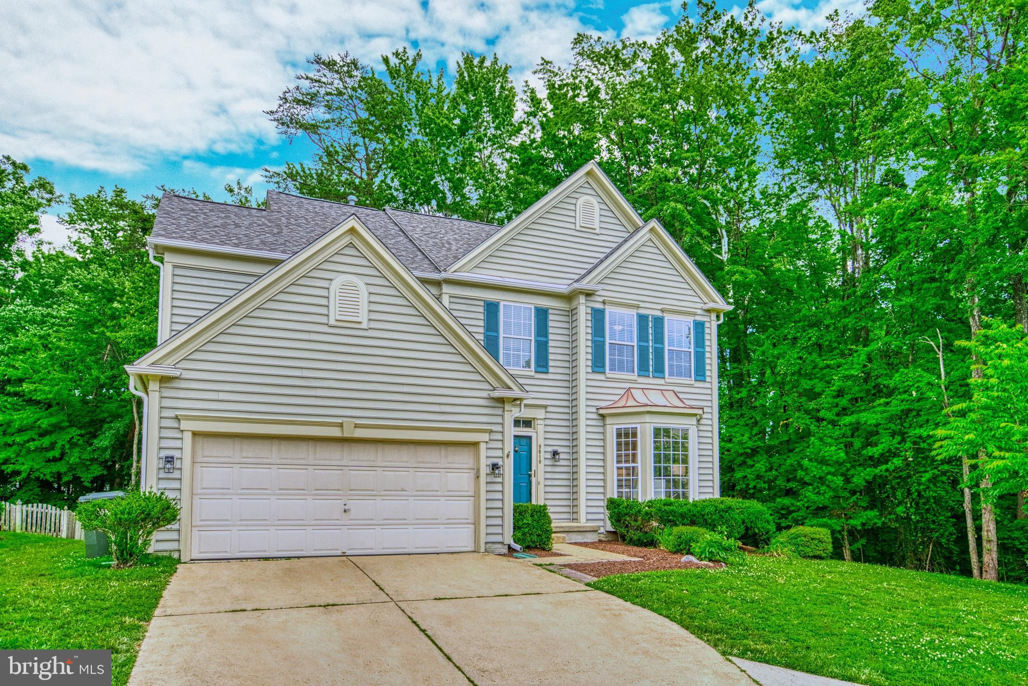 OAKS AT CROSSPOINTE - Residential