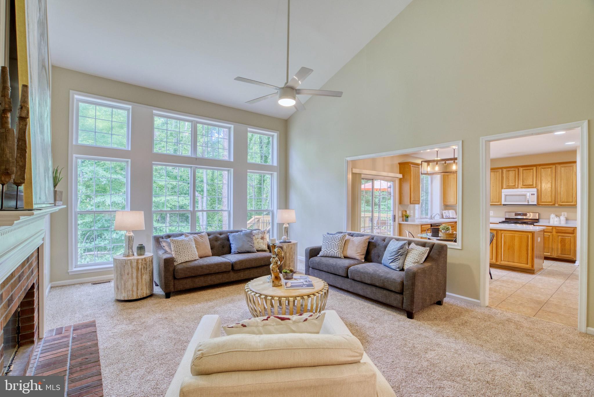 OAKS AT CROSSPOINTE - Residential