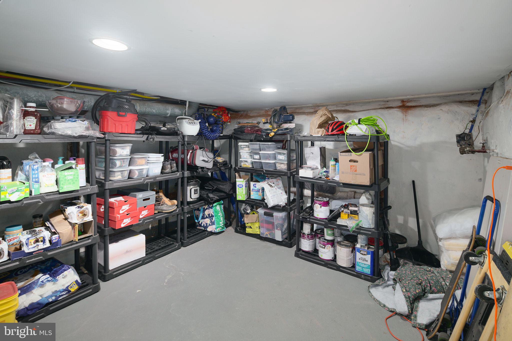 FISHTOWN - Residential Lease