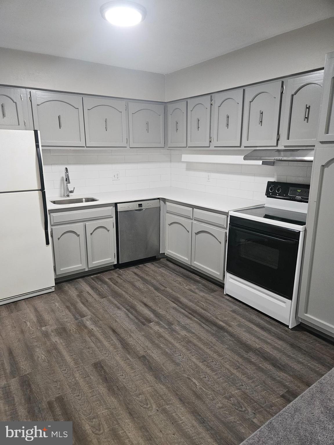 VILLA BELMONT - Residential