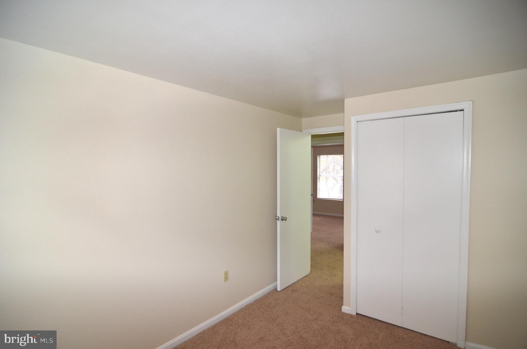 LANCASTER / WESTLAKE VILLAGE - Residential Lease