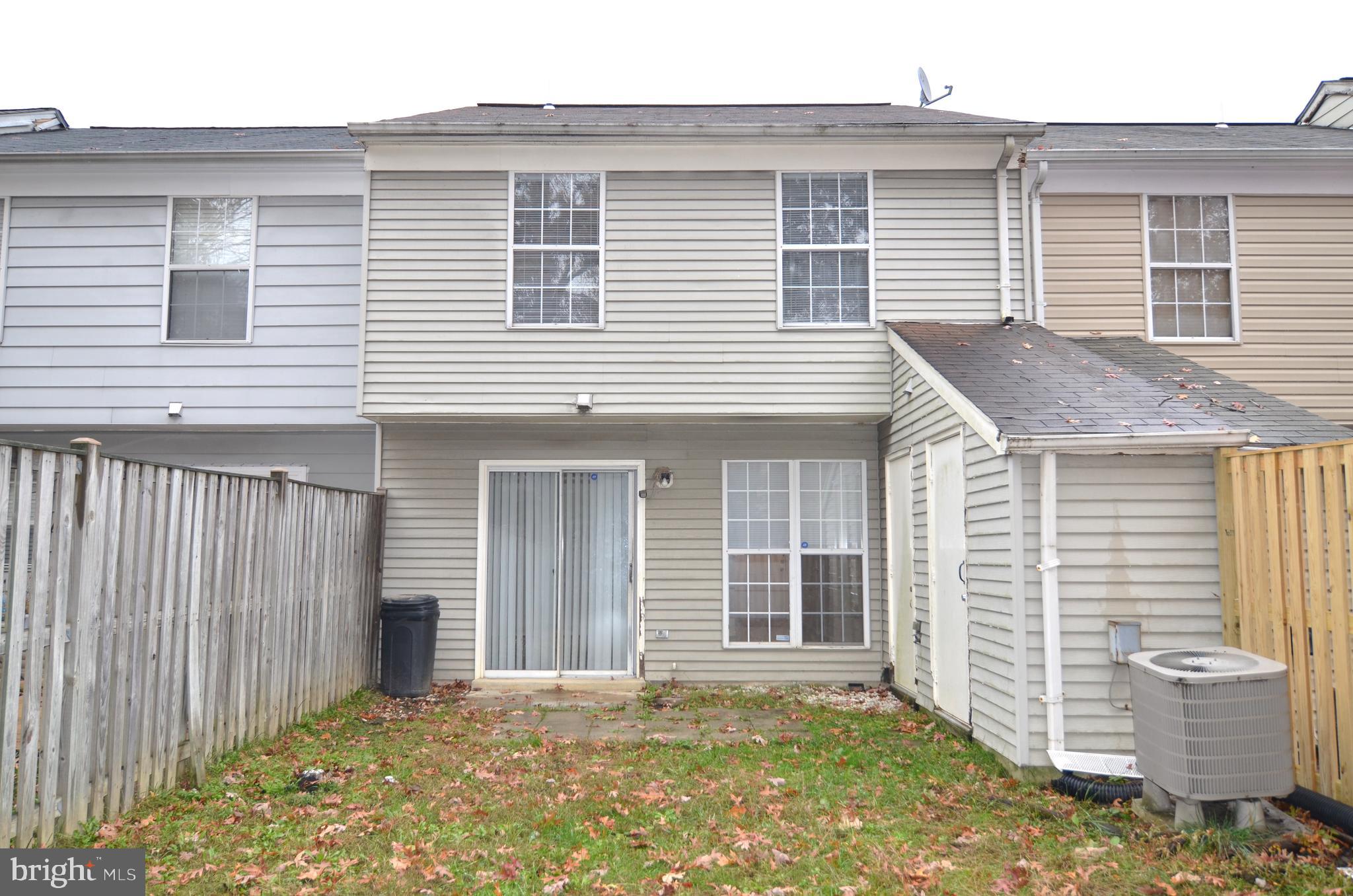 LANCASTER / WESTLAKE VILLAGE - Residential Lease