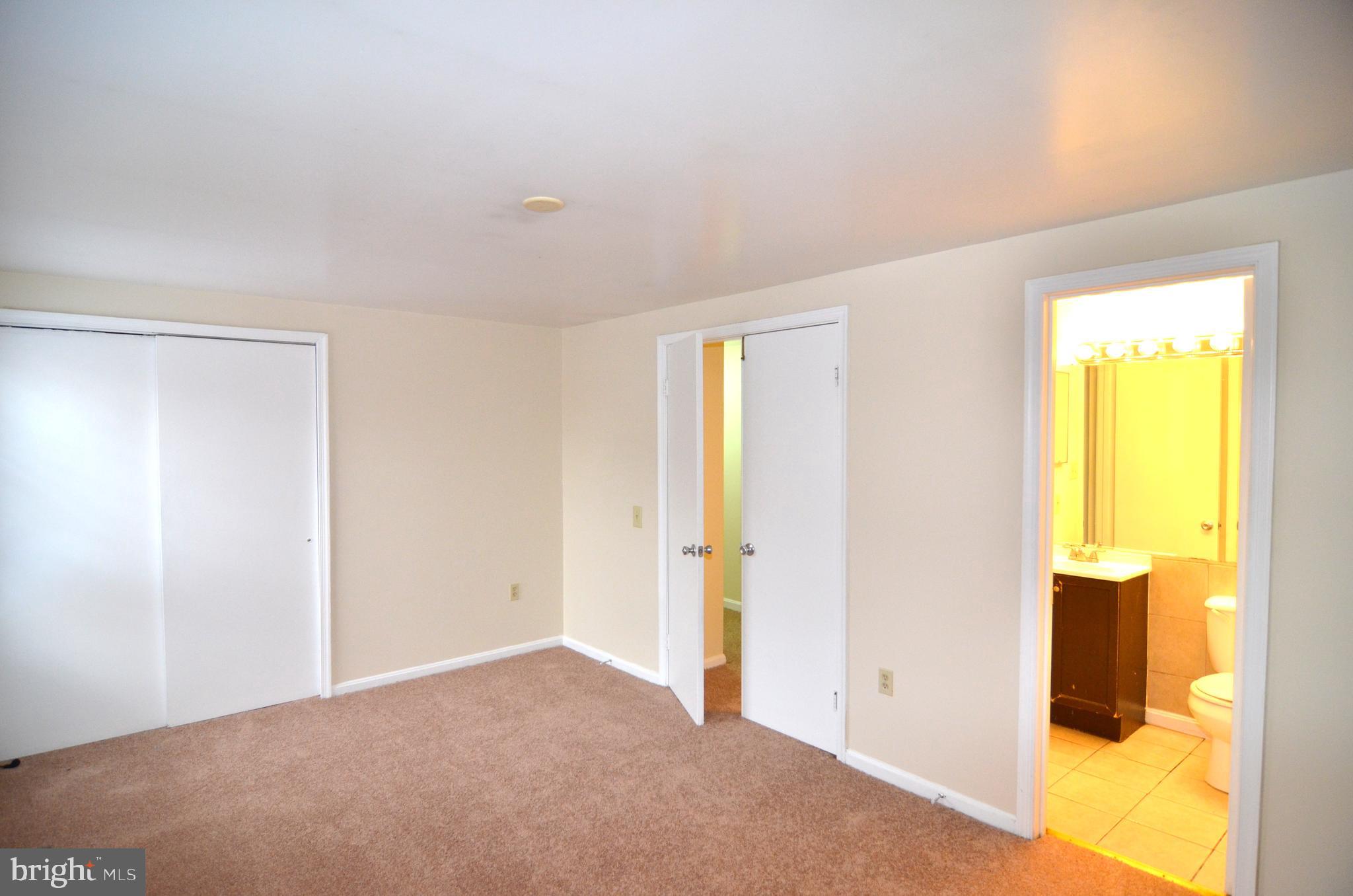 LANCASTER / WESTLAKE VILLAGE - Residential Lease