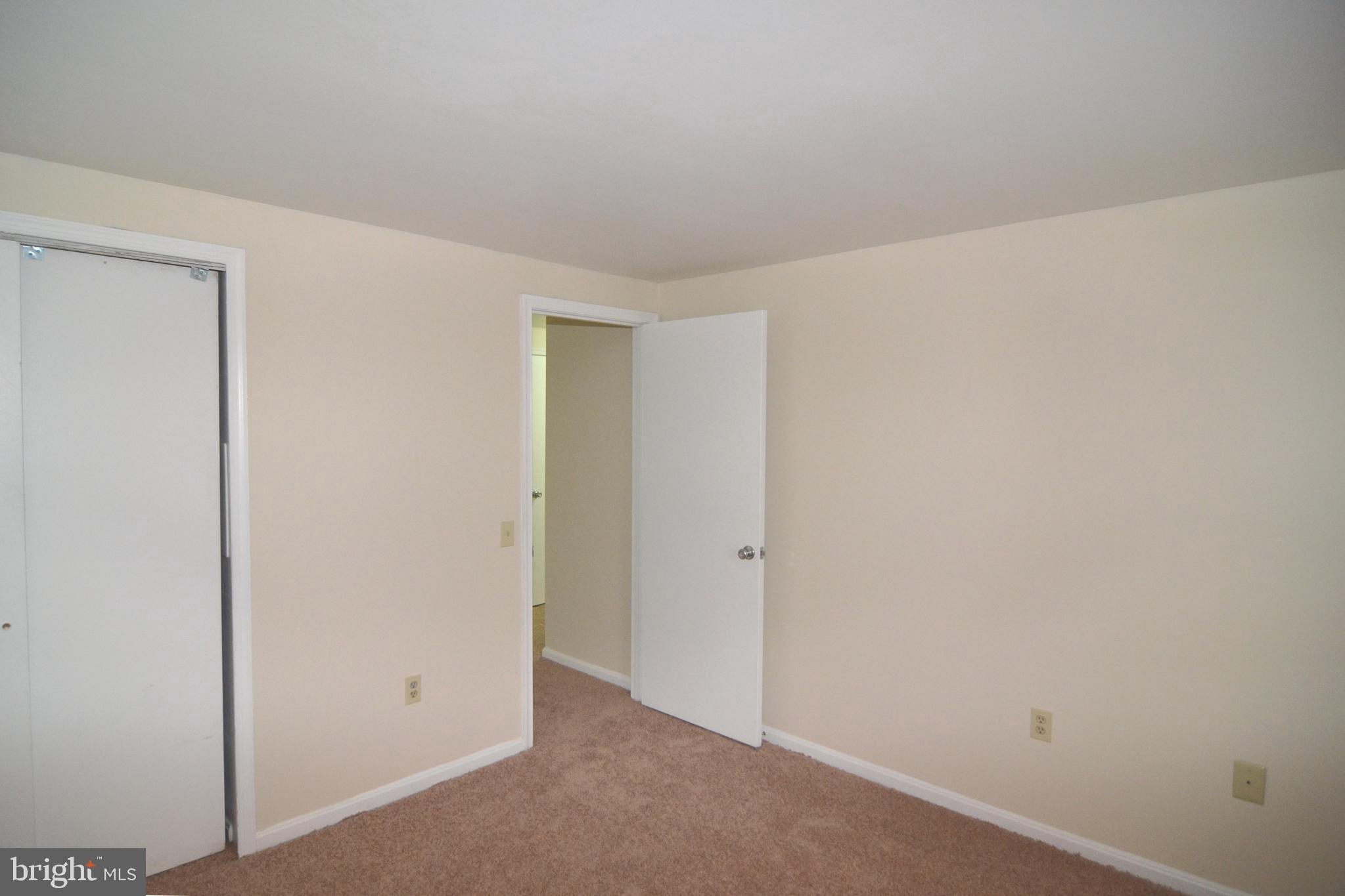 LANCASTER / WESTLAKE VILLAGE - Residential Lease