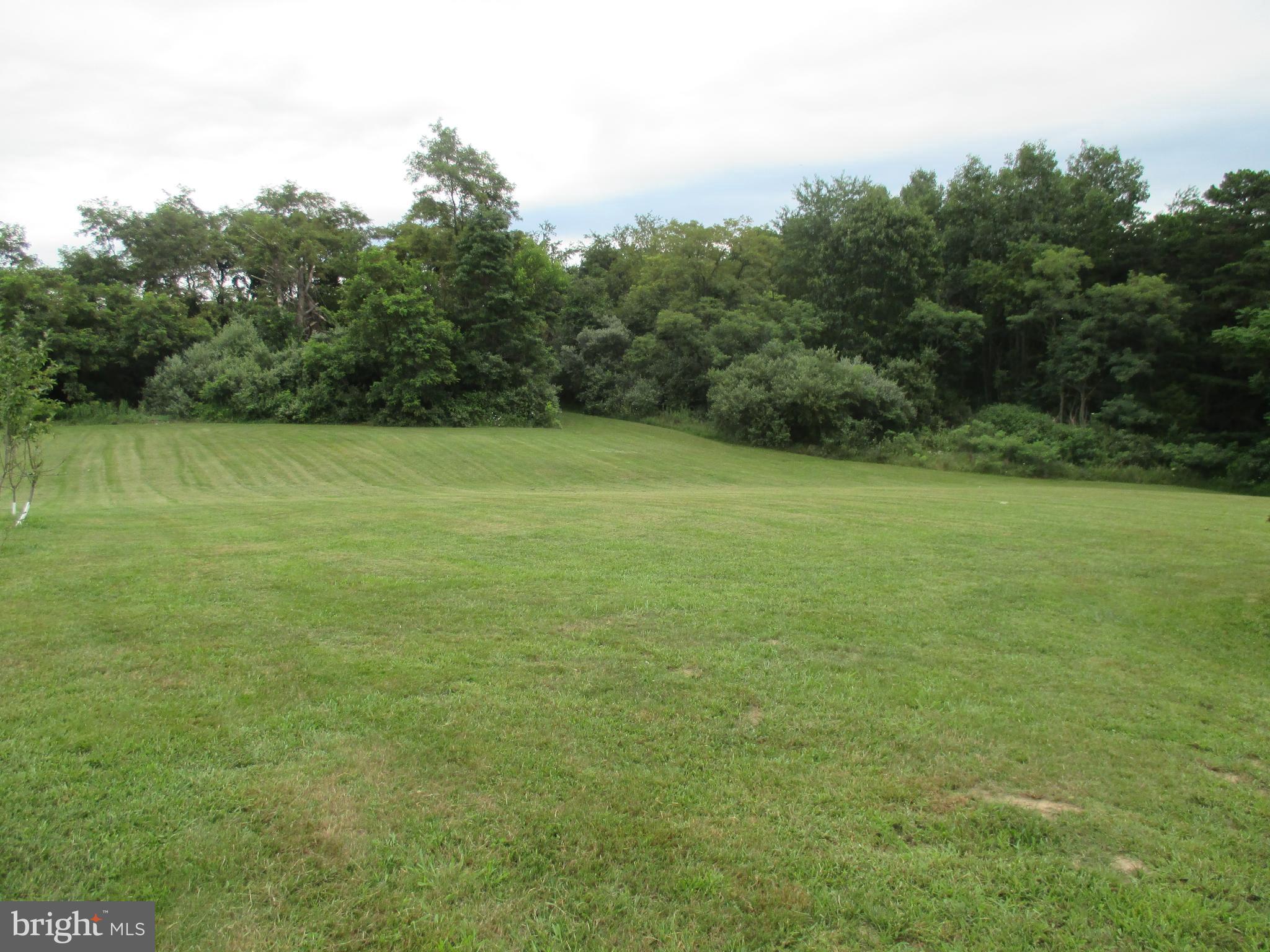 390 SPIRIT LANE