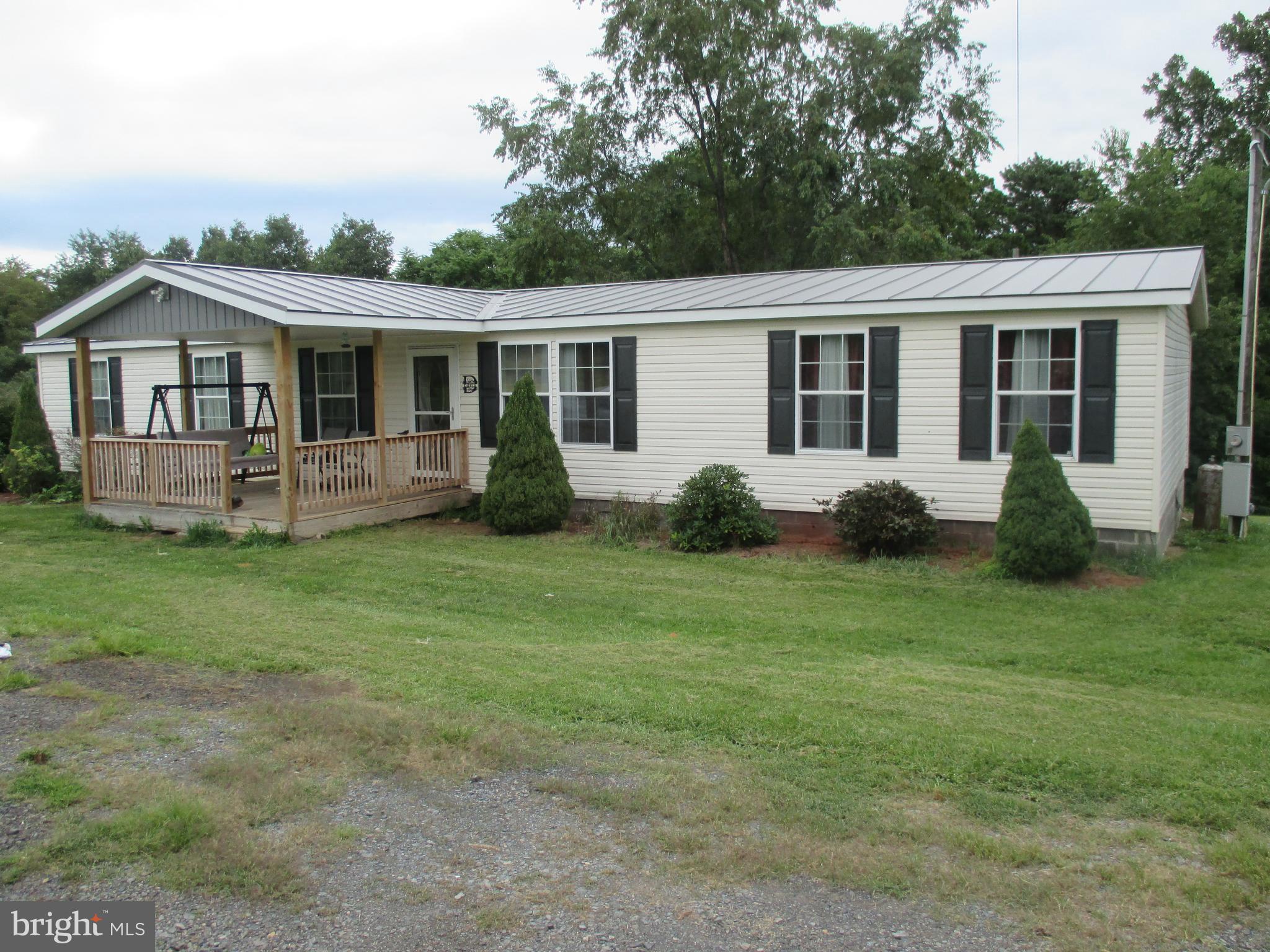 390 SPIRIT LANE