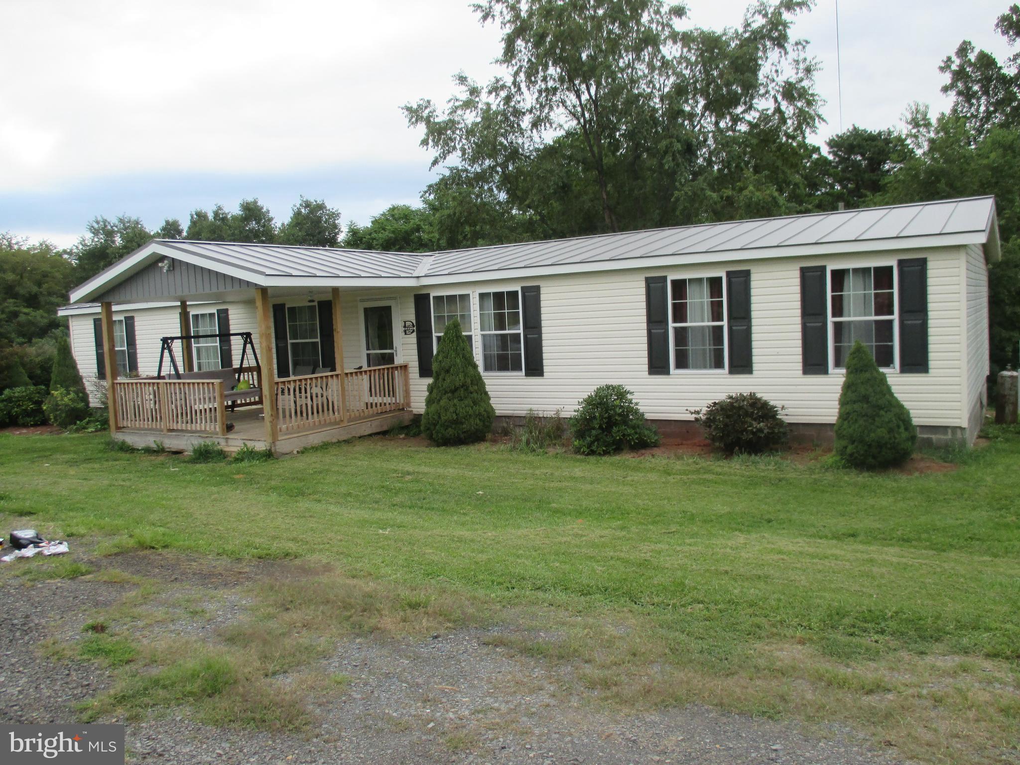 390 SPIRIT LANE