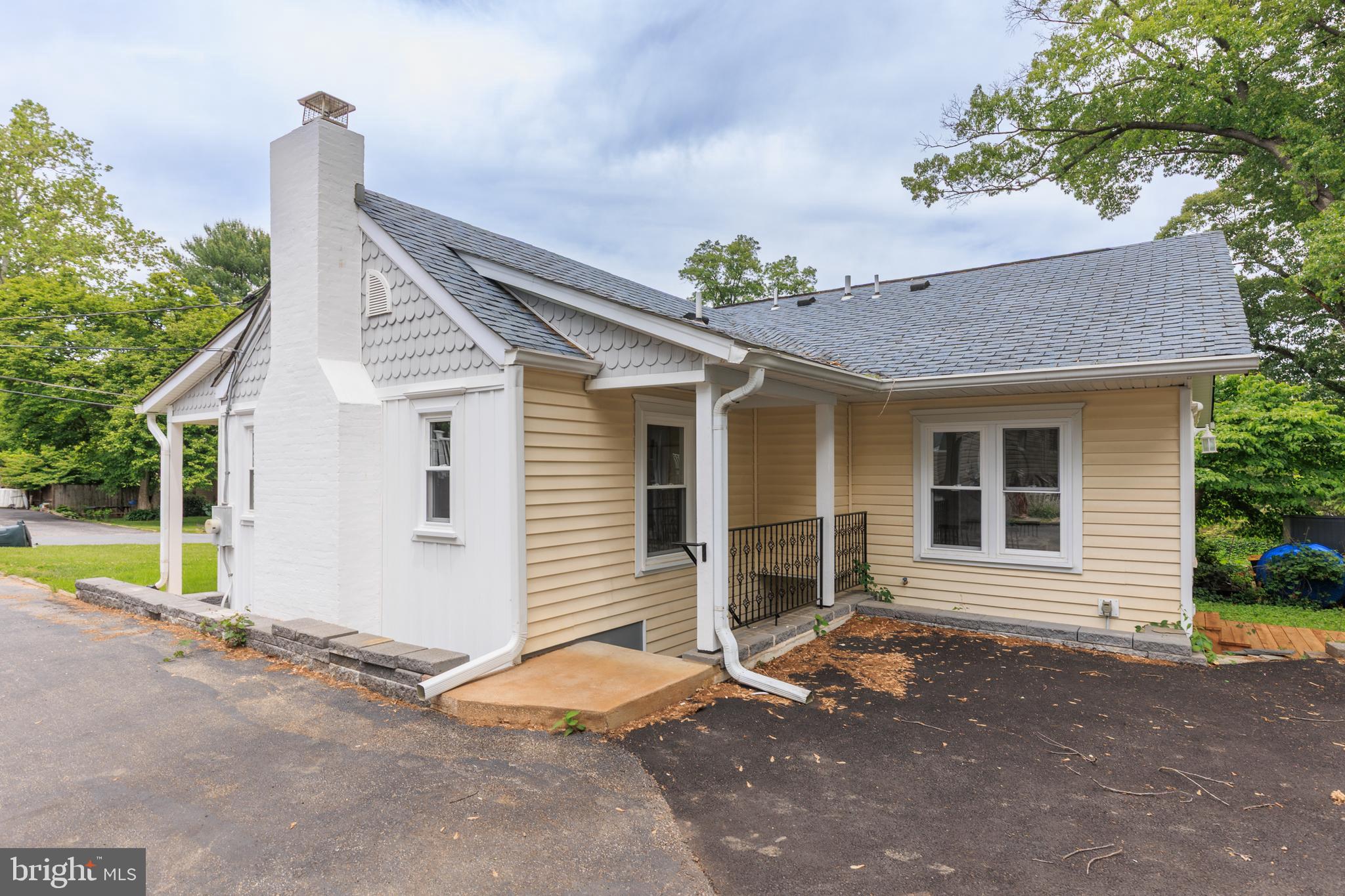 WOODLAWN TERRACE - Residential