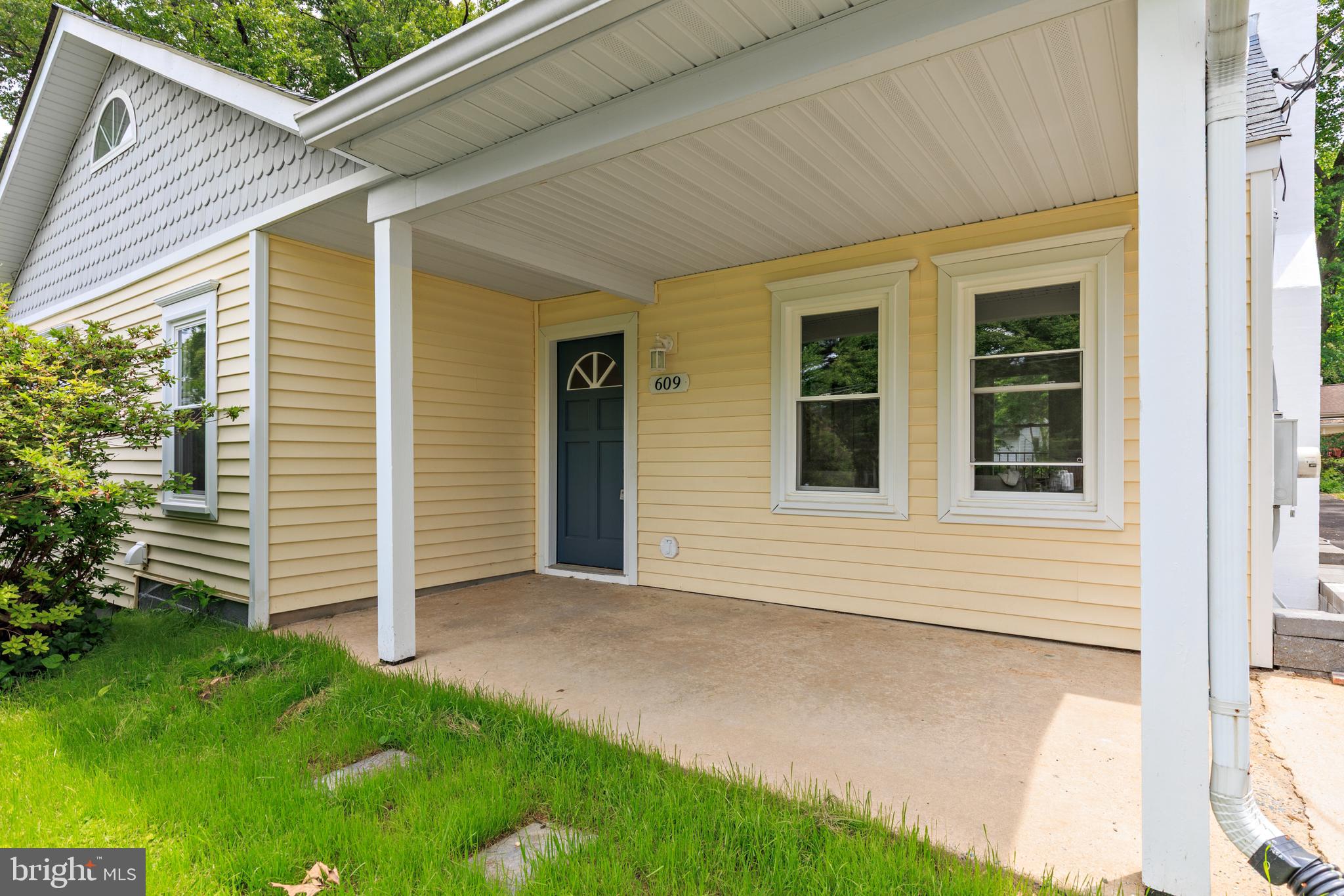 WOODLAWN TERRACE - Residential