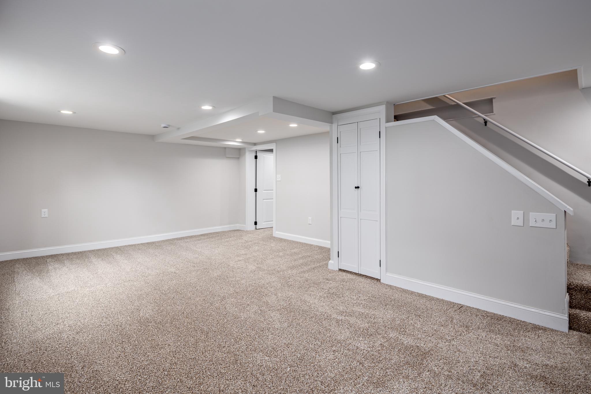 WOODLAWN TERRACE - Residential