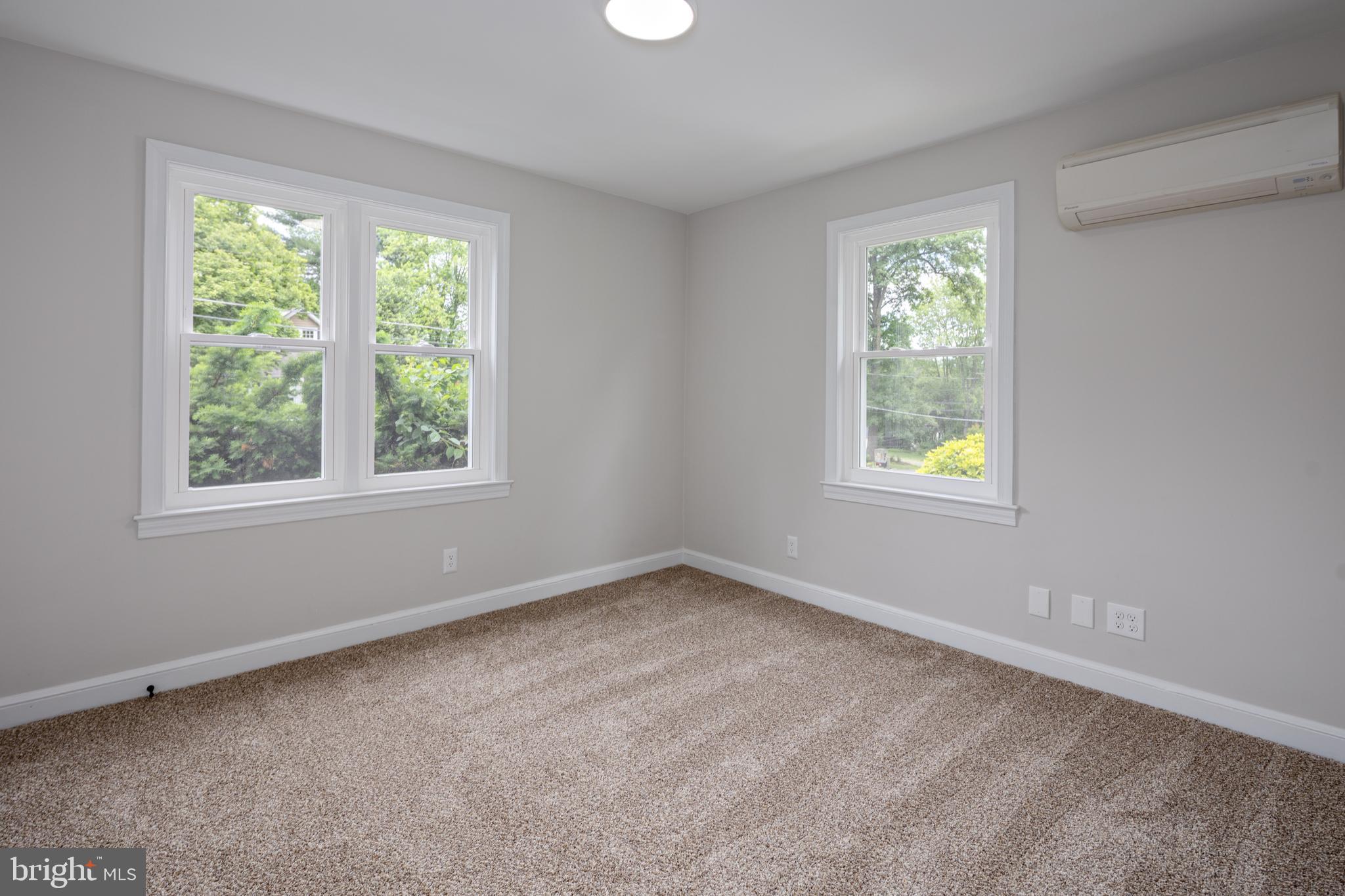 WOODLAWN TERRACE - Residential