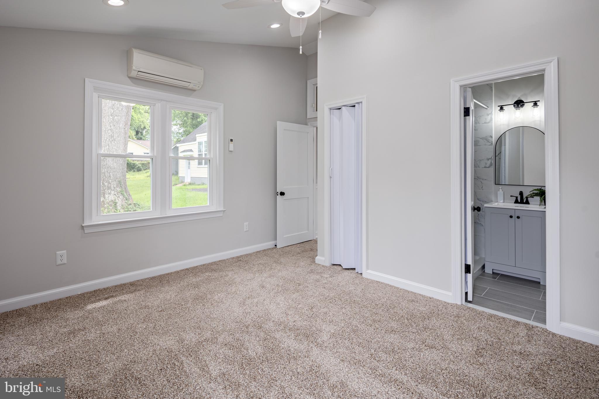 WOODLAWN TERRACE - Residential