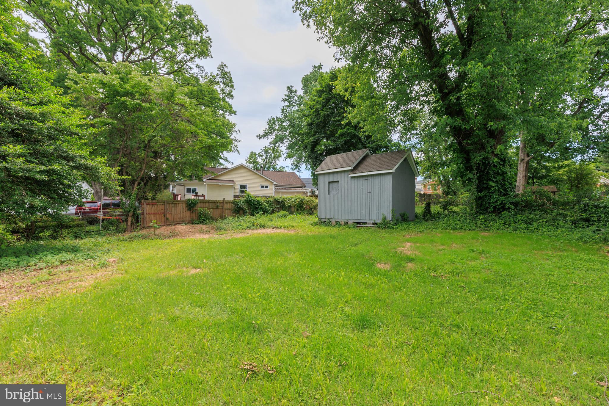 WOODLAWN TERRACE - Residential