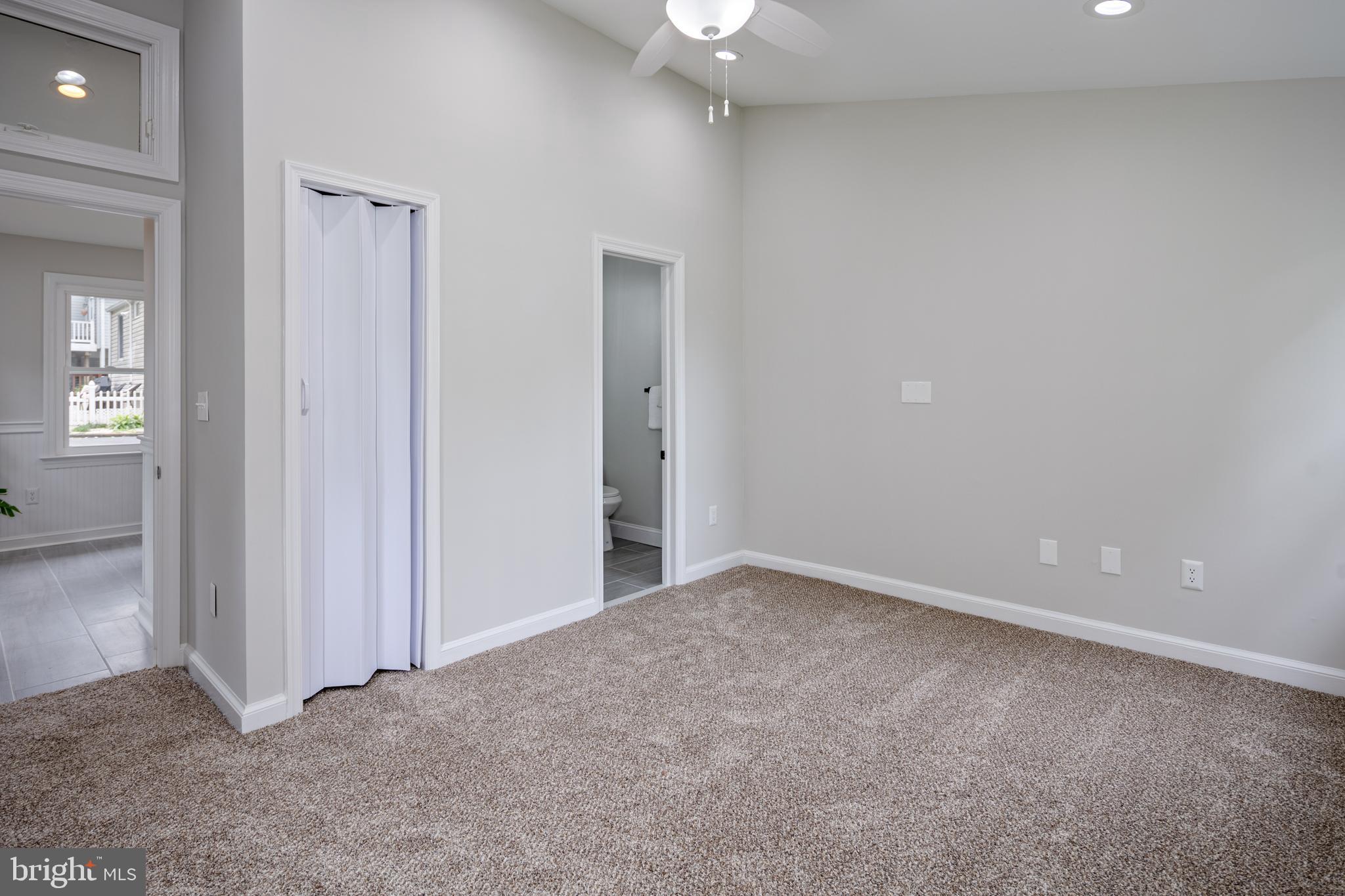 WOODLAWN TERRACE - Residential