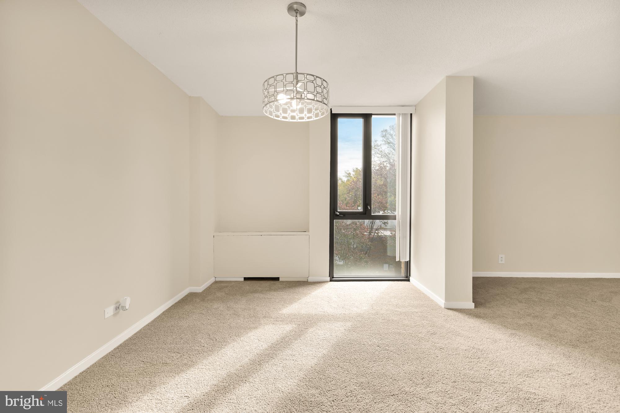 1250 4TH STREET SW W214