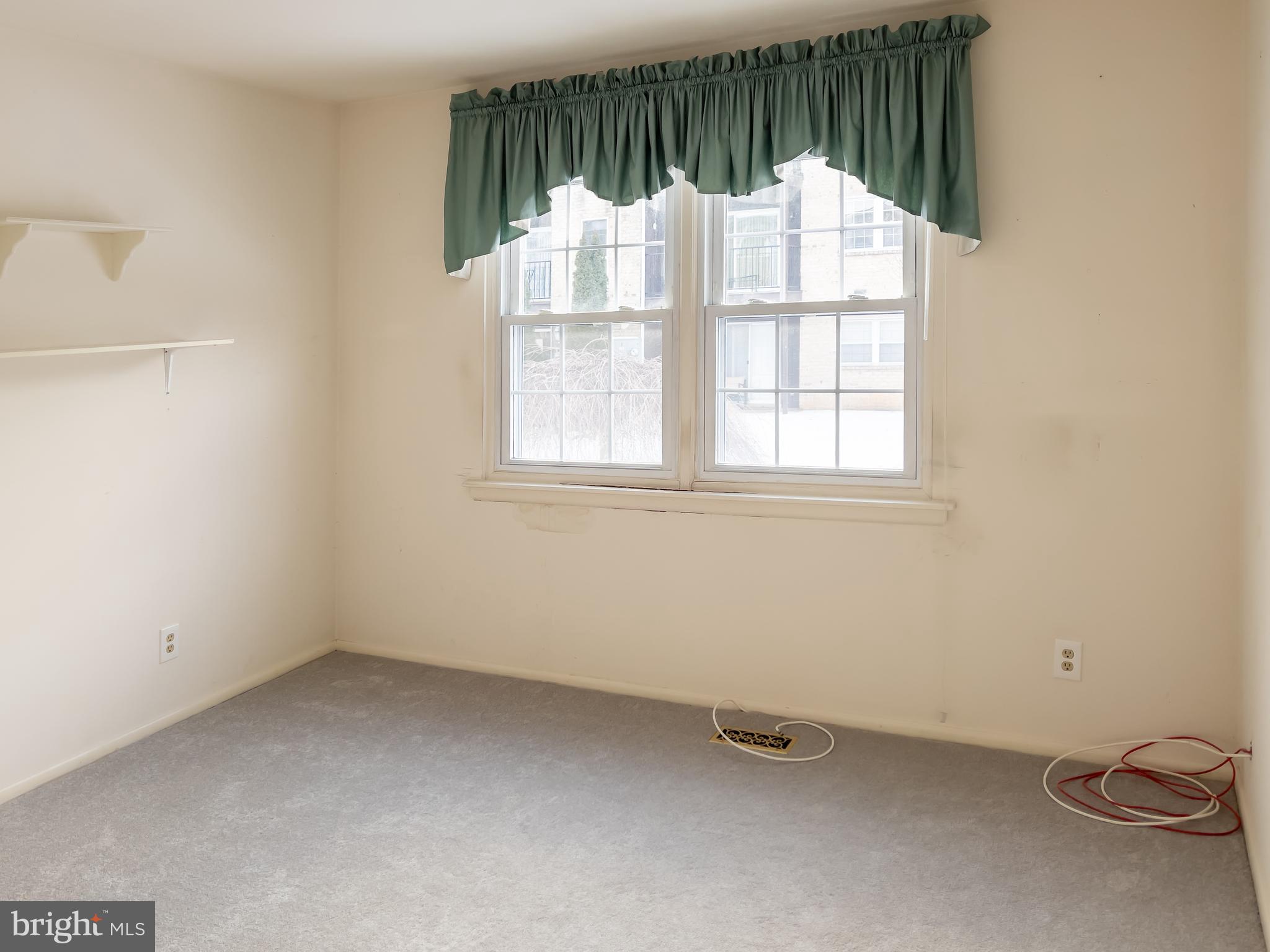 HICKORY HILLS CONDOMINIUMS - Residential