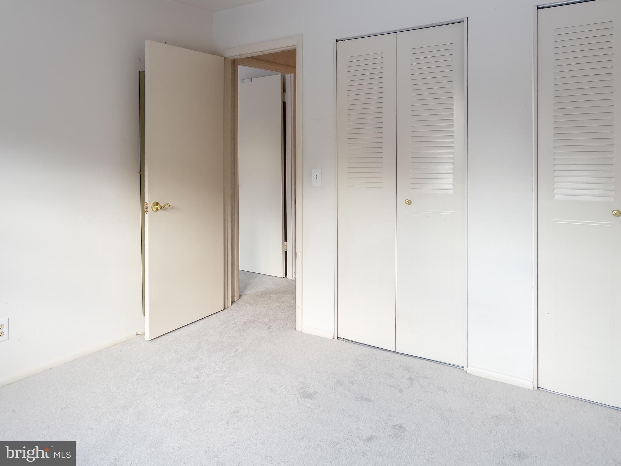 HICKORY HILLS CONDOMINIUMS - Residential