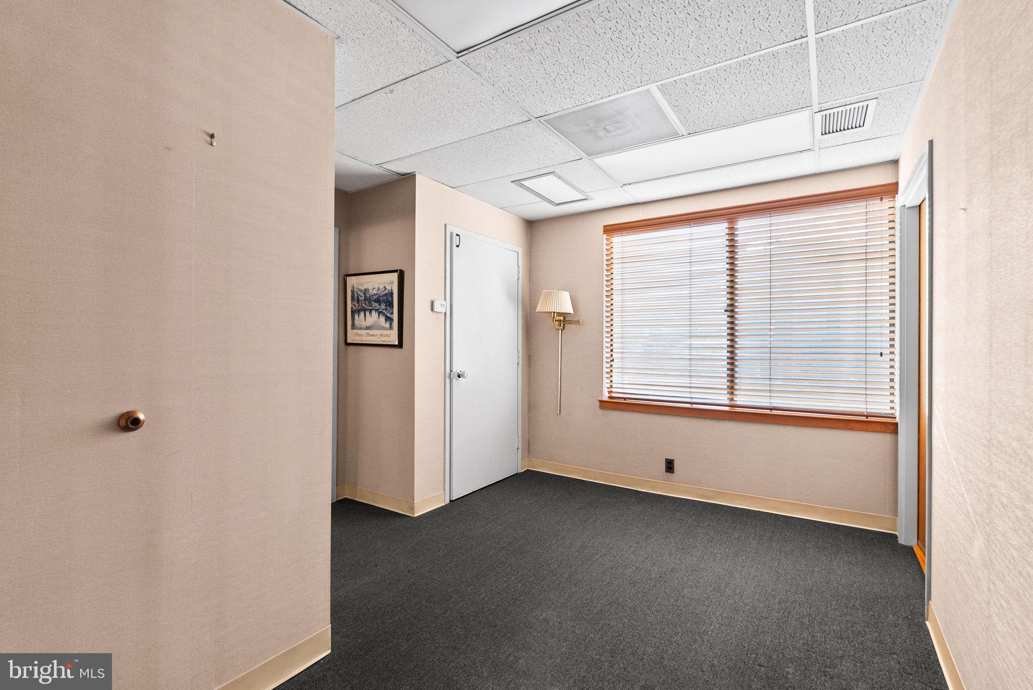 3 WASHINGTON CIRCLE NW 206