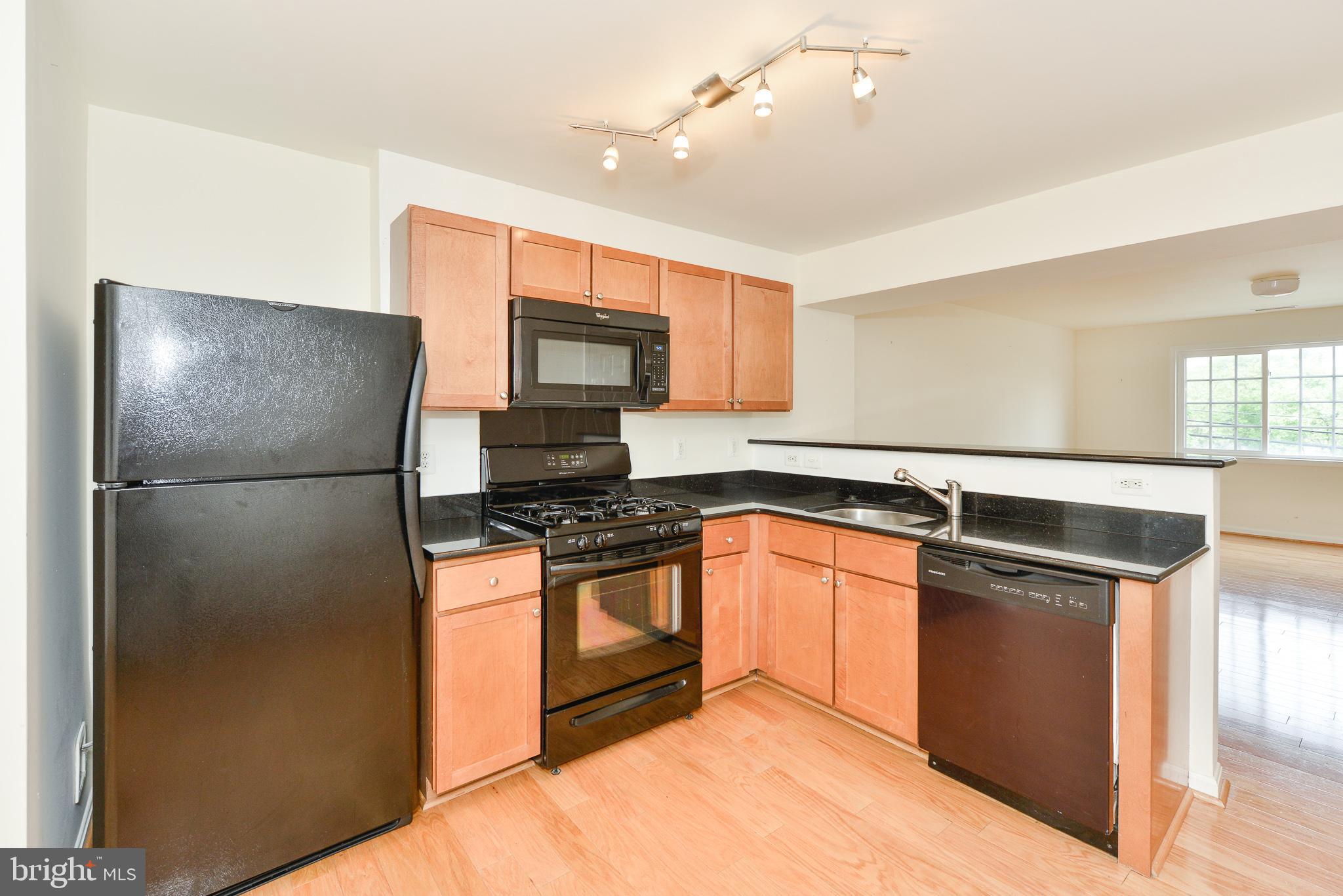 PARKSIDE AT ALEXANDRIA - Residential Lease