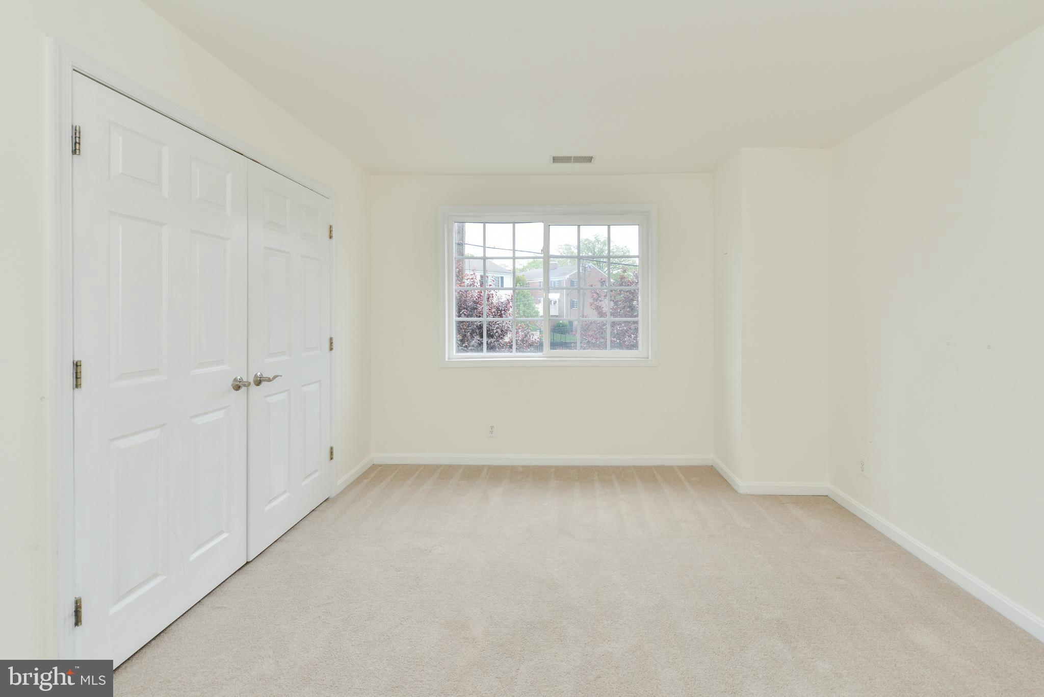 PARKSIDE AT ALEXANDRIA - Residential Lease