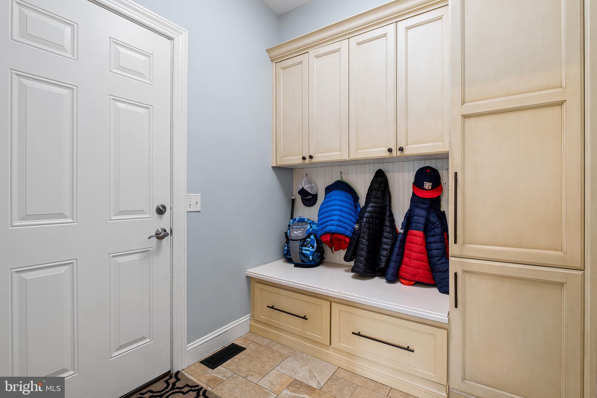 SOMERSET LAKE - Residential