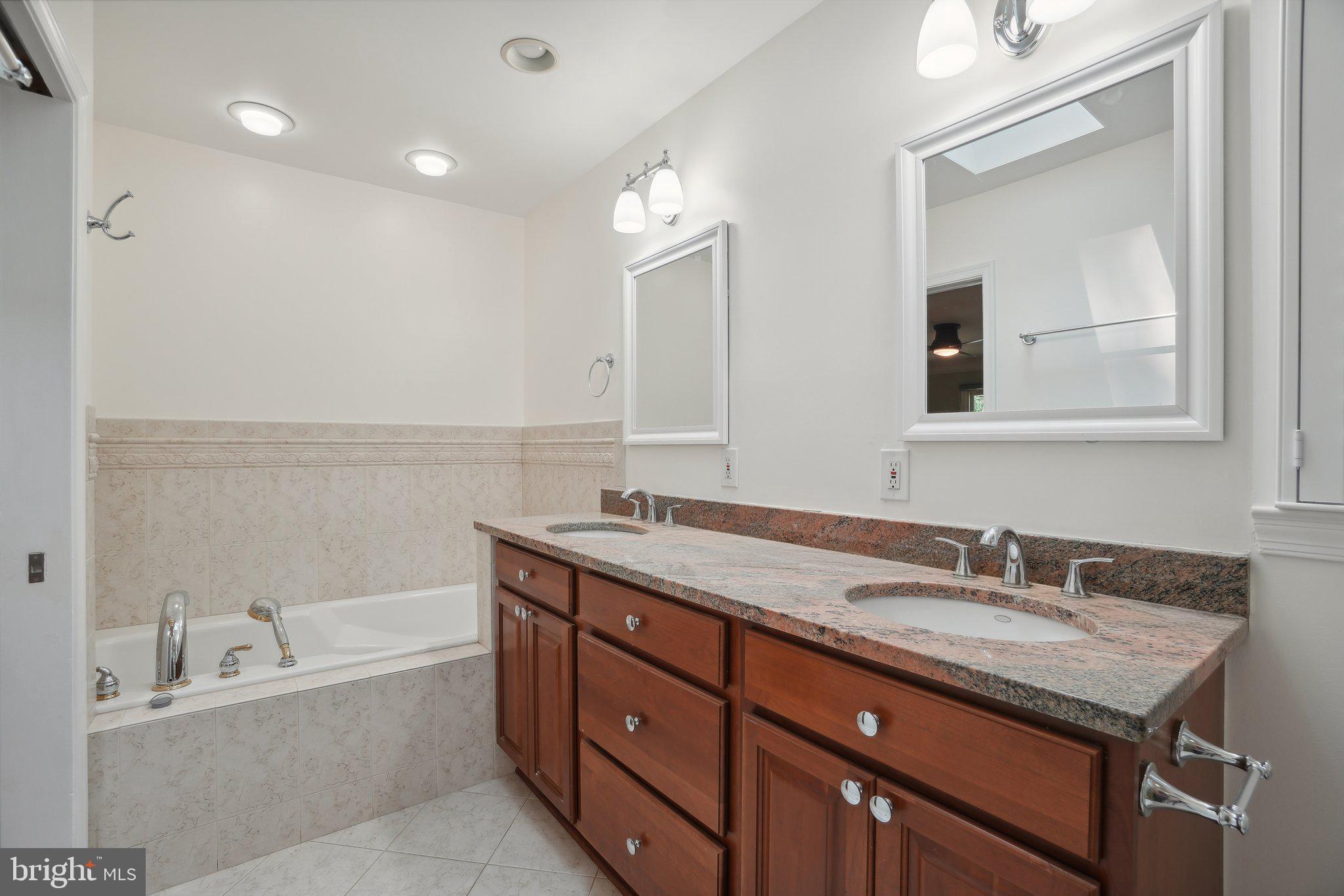 TANGLEWOOD - Residential