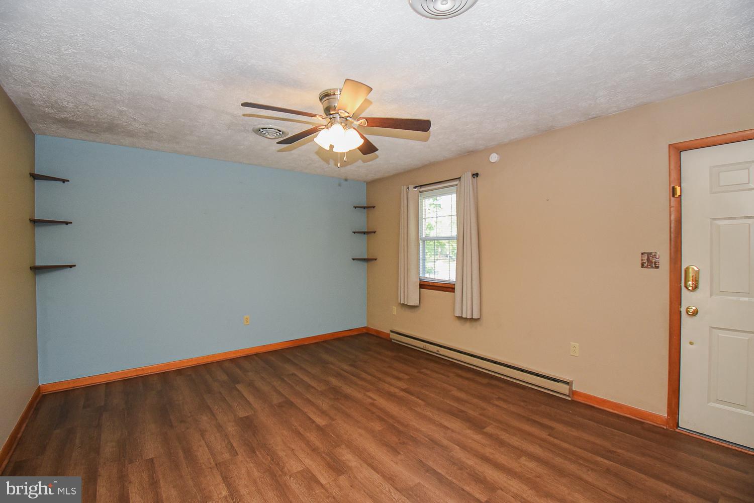 KNOBLEY ESTATES - Residential