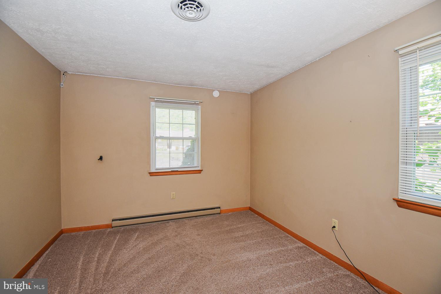 KNOBLEY ESTATES - Residential