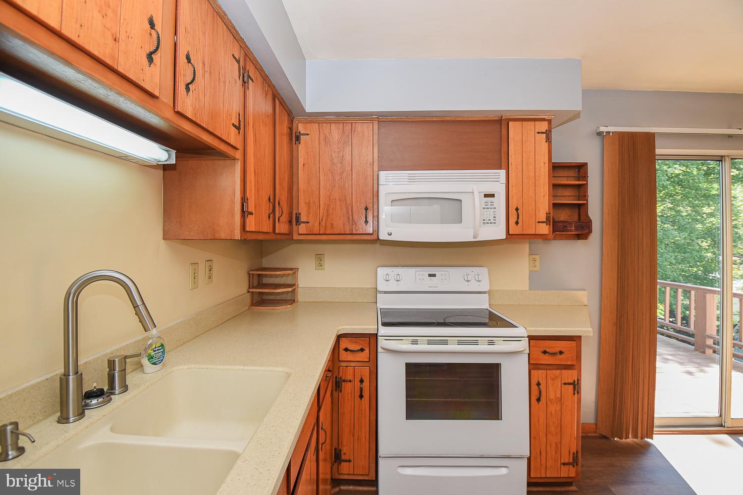 KNOBLEY ESTATES - Residential