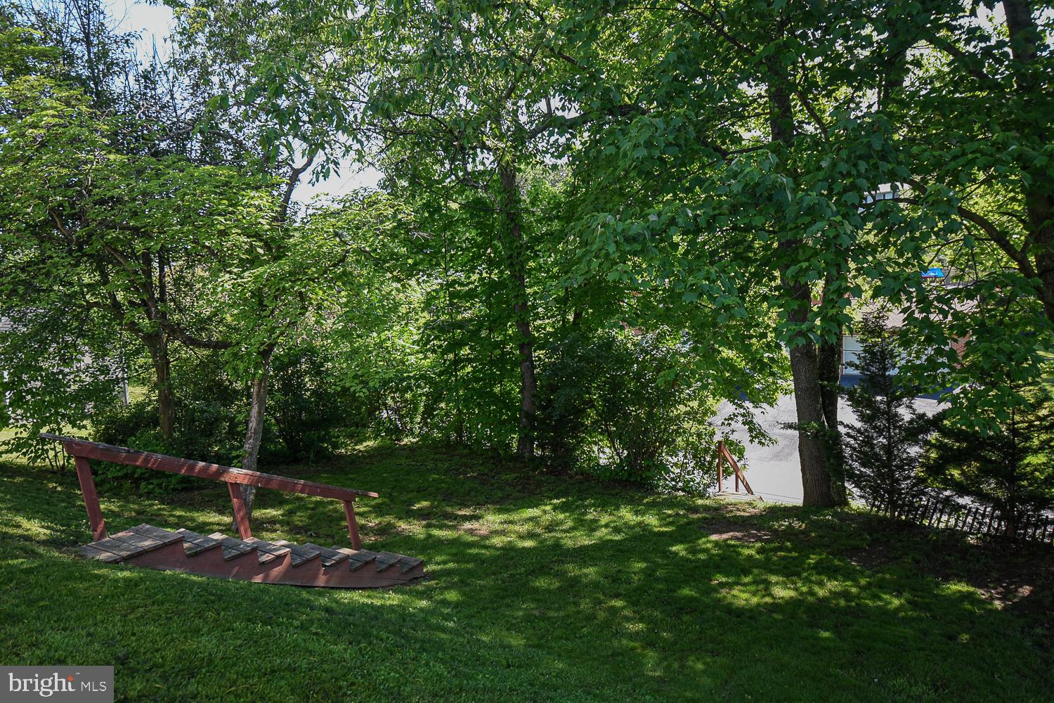 KNOBLEY ESTATES - Residential