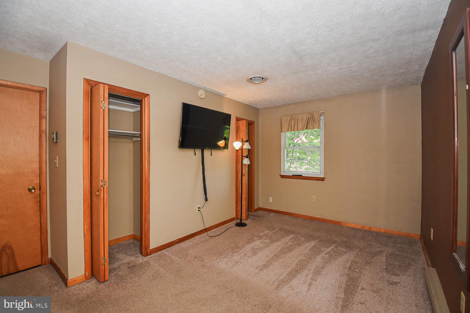 KNOBLEY ESTATES - Residential