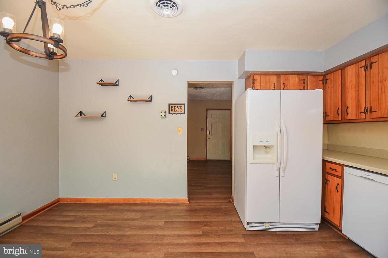 KNOBLEY ESTATES - Residential