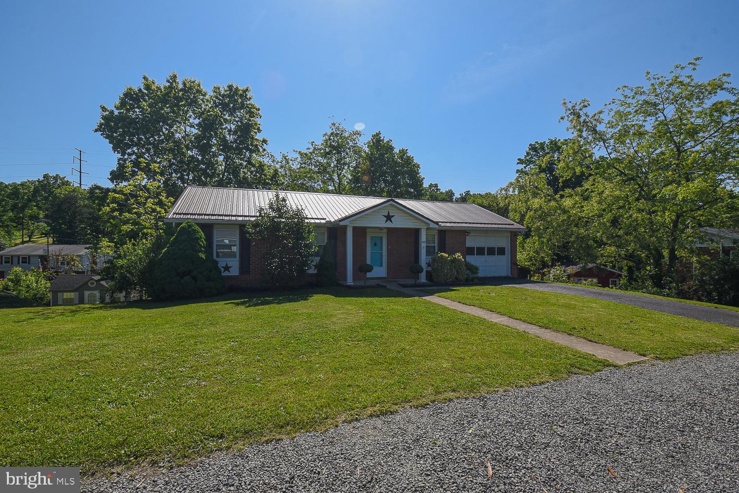 KNOBLEY ESTATES - Residential